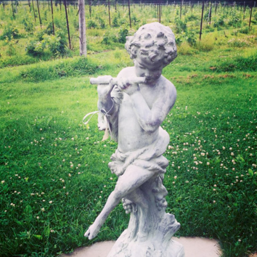 Trumeau Farm Pan statue