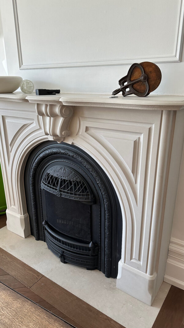 Hudson Mantel | Trumeau Stones